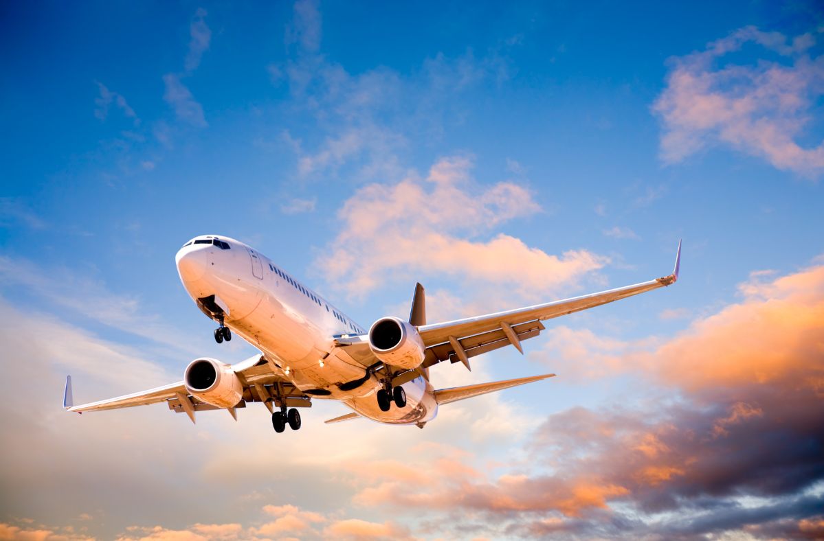 The first airplane powered by eco-friendly fuel sets off on a journey.