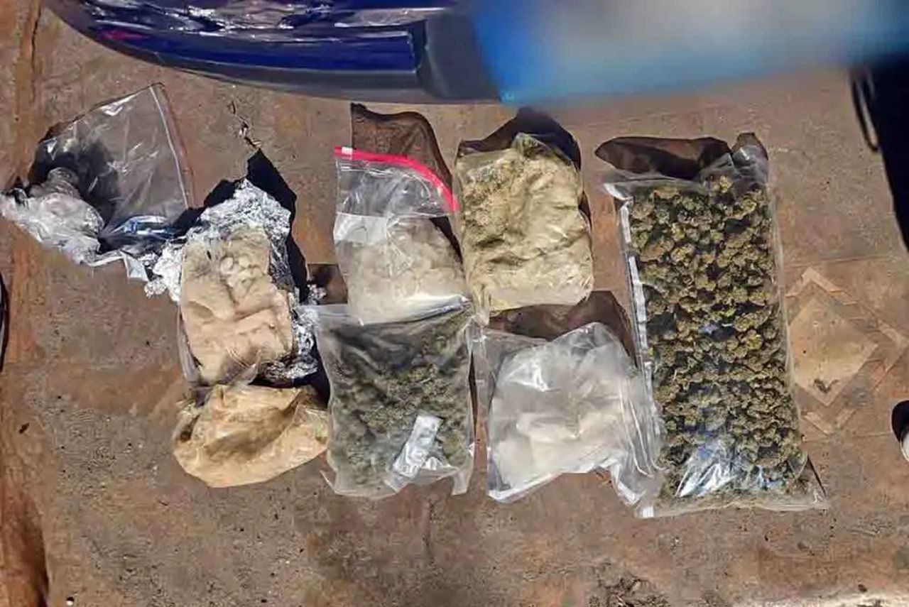 Koło: Zatrzymano dwóch dilerów. Mieli 10 kg narkotyków