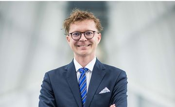 Nowy wydawca serwisu "22.30" w TVP Info