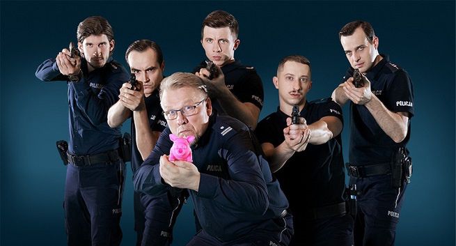 Nowy serial Czwórki „Krejzi Patrol” oglądało 116 tys. widzów