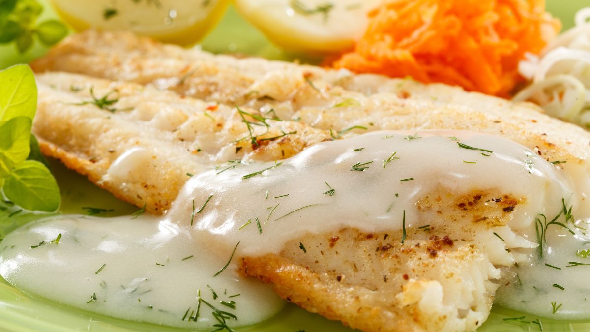 Halibut w sosie koperkowym smakuje wybornie