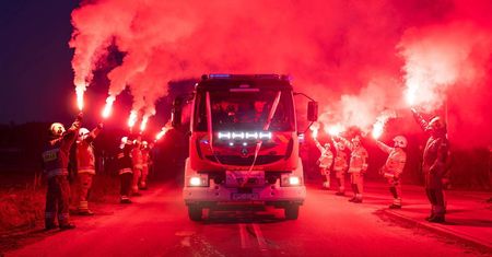 Nowy wóz strażacki dla OSP Orszymowo. Historyczny moment dla lokalnej jednostki!
