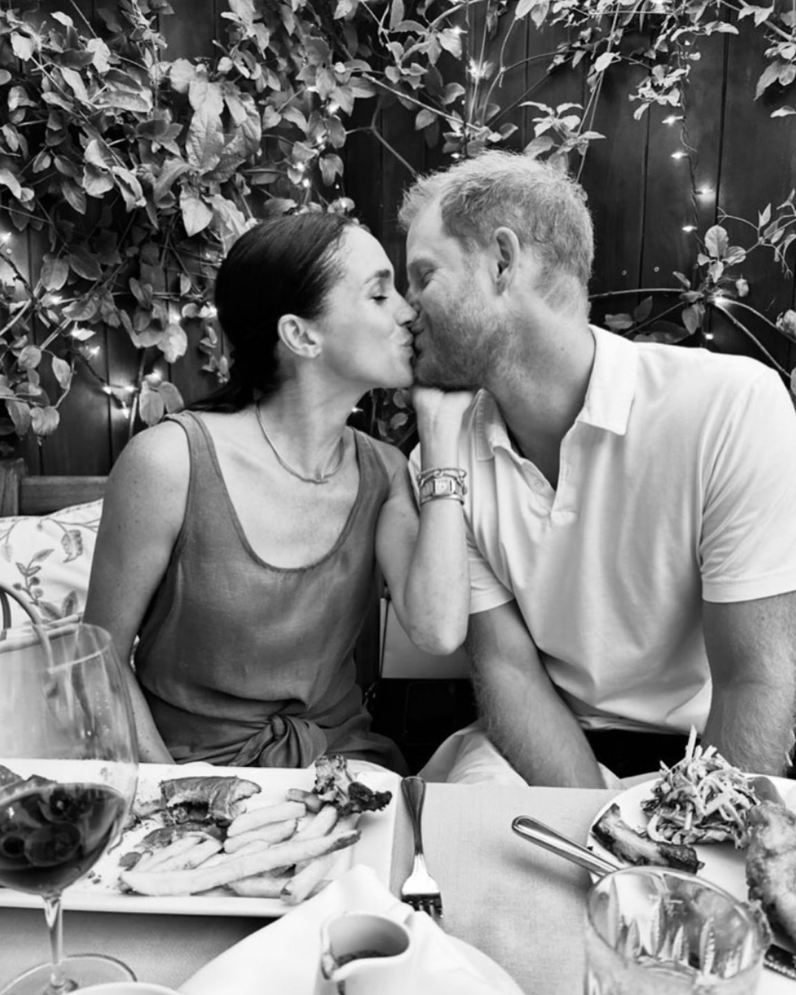 Meghan Markle świętuje Walentynki romantycznym zdjęciem z mężem