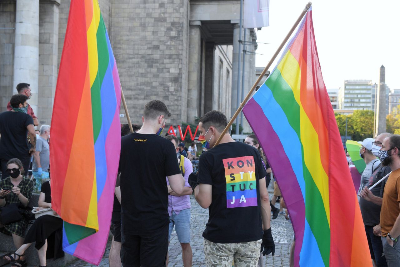 Koziński: "Jak LGBT zmienia polską politykę? Wyraźna pułapka na opozycję" [OPINIA]