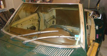 Mercedes 450 SL (R107) - podłoga
