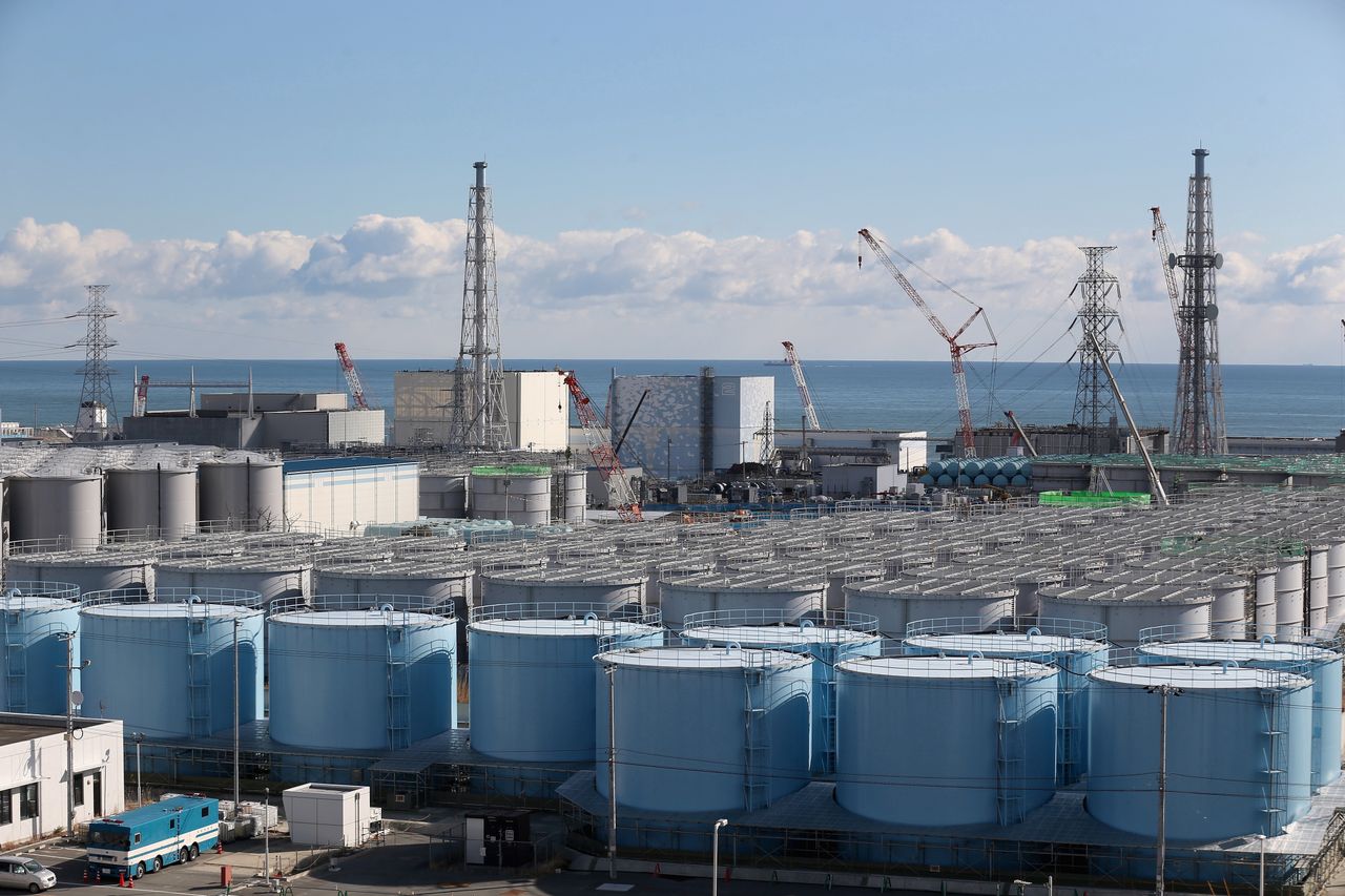 Kolejne uszkodzenia elektrowni atomowej Fukushima. Ze zbiorników wycieka skażona woda - Zanieczyszczona woda składowana jest w specjalnych zbiornikach