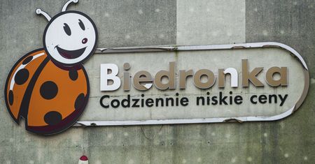 Biedronka wprowadza testy na koronawirusa. Znamy szczegóły