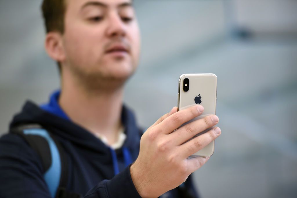 Apple kończy z hasłami. Zastąpi je naszymi palcami i twarzami