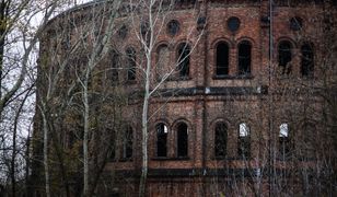 Warszawa. Ogrodzenie Gazowni Warszawskiej wpisane do rejestru zabytków