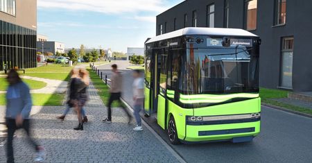 Autonomiczny minibus na próbę we Wrocławiu. Na miejsce testów wybrali cmentarz