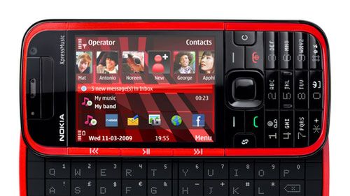 Nokia 5730 XpressMusic z klawiaturą QWERTY 1