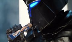 Wargorr w stanie nieważkości reklamuje batoniki Pawełek od Wedla (wideo)