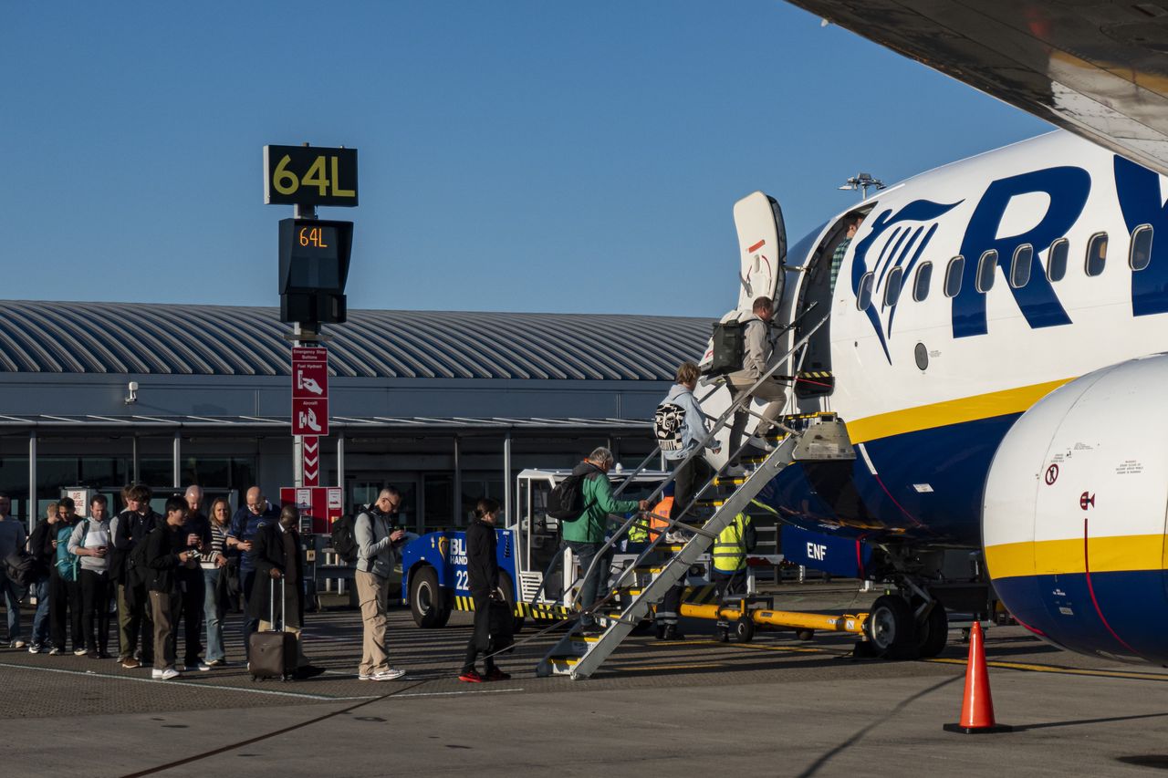 Ryanair gegen Alkoholexzesse: Zwei-Getränke-Regel im Fokus