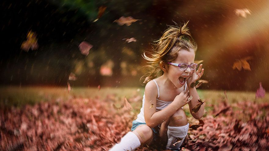 „Strong Is The New Pretty” - mama fotografuje swoje córki, jako młode wojowniczki 1