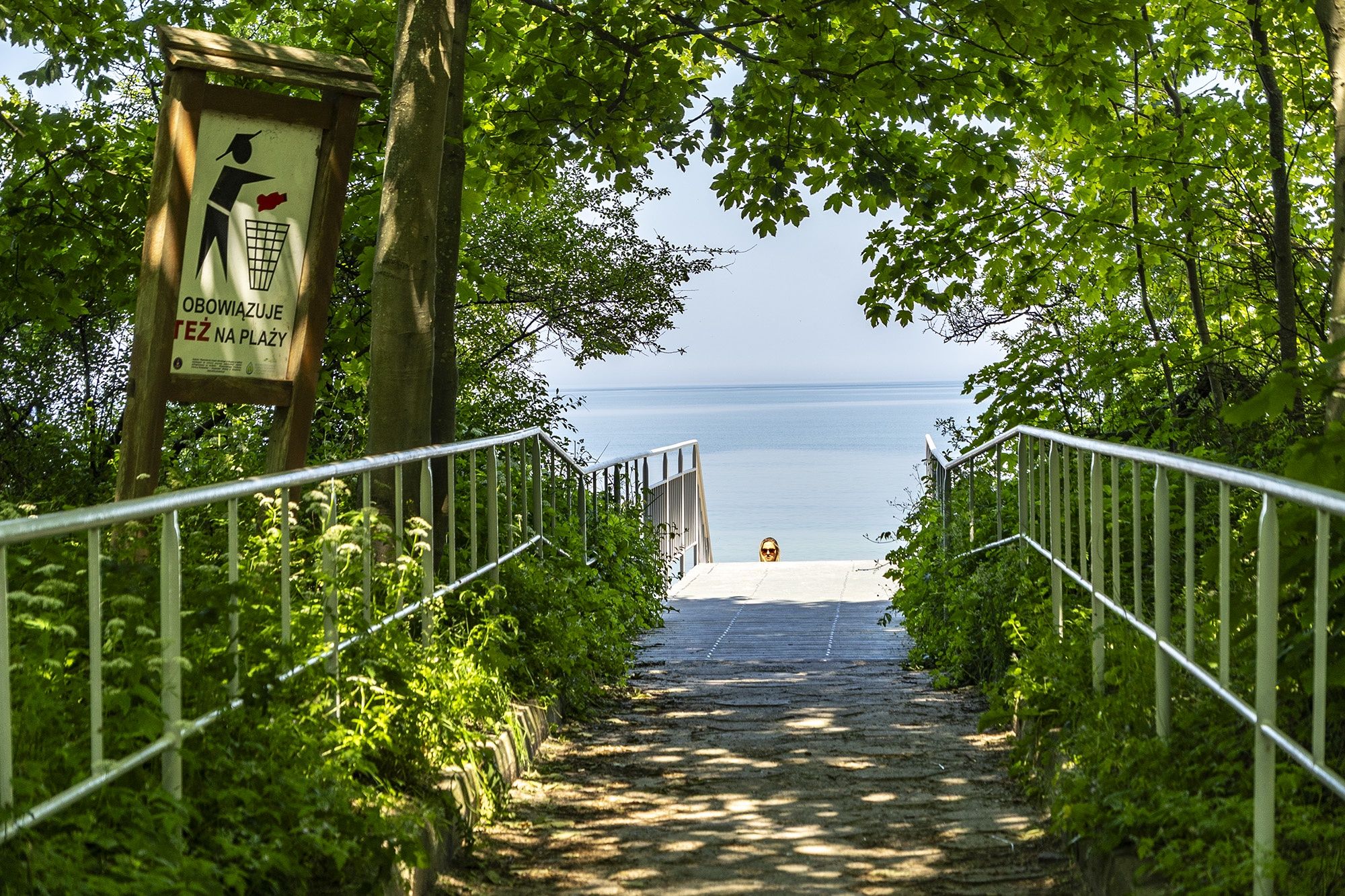 Gąski, jedno z wejść na plażę. 