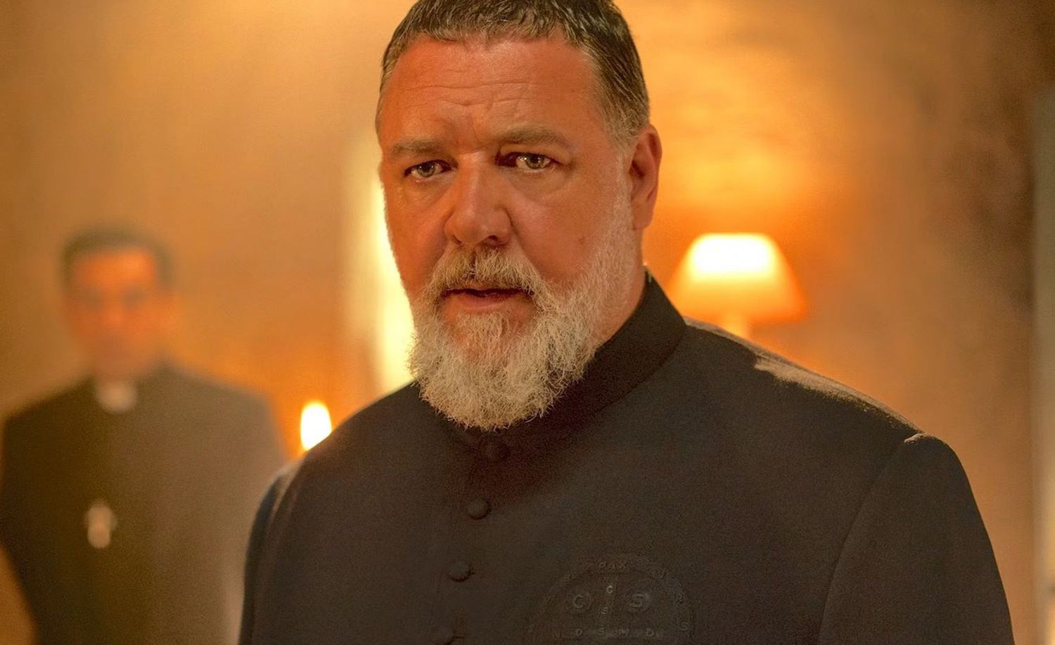 Russell Crowe w "Egzorcyście papieża" wciela się w Gabriela Amortha 