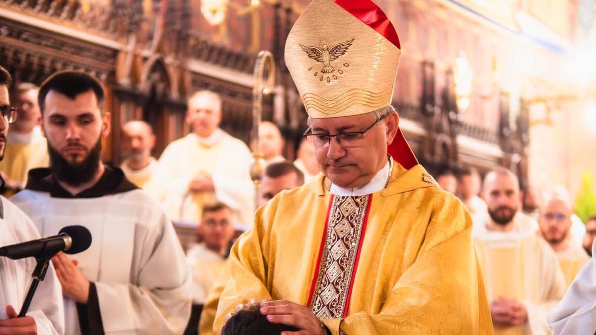 Bp Damian Muskus ostrzegał nowych kapłanów przed pokusami świata doczesnego.