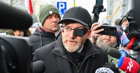 Braun w prokuraturze. Chodzi o wtargnięcie do szpitala w Oleśnicy