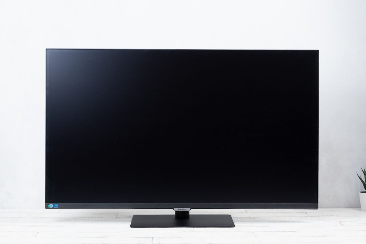 Samsung ViewFinity S8 32 cale minimalna wysokość