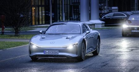 Krok milowy Mercedesa. Koncepcyjny elektryk z rekordem