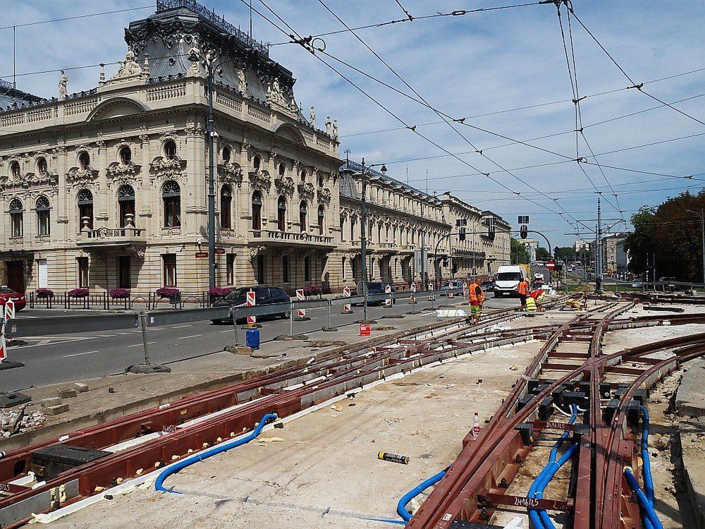 Na skrzyżowaniu Zachodniej i Ogrodowej prace idą pełną parą, mimo to szybko tramwaje tu nie wrócą