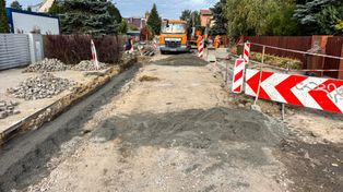 Poznań: Remont ulicy na Podolanach. Nowa nawierzchnia i rozwiązania poprawiające odwodnienie