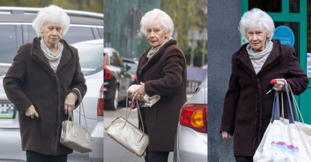 87-letnia Krystyna Loska zajeżdża samochodem pod aptekę, po czym pędzi do galerii handlowej