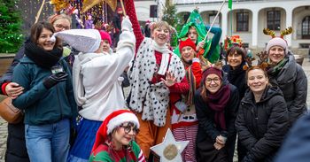 Szczecin: Jarmark Bożonarodzeniowy na Zamku wystartował. Zobaczcie, jak mieszkańcy bawili się na świątecznych atrakcjach