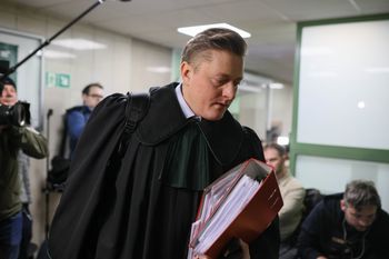 Jest decyzja o areszcie dla Ziobry. Adwokat mówi, jakie sąd wydał zastrzeżenie