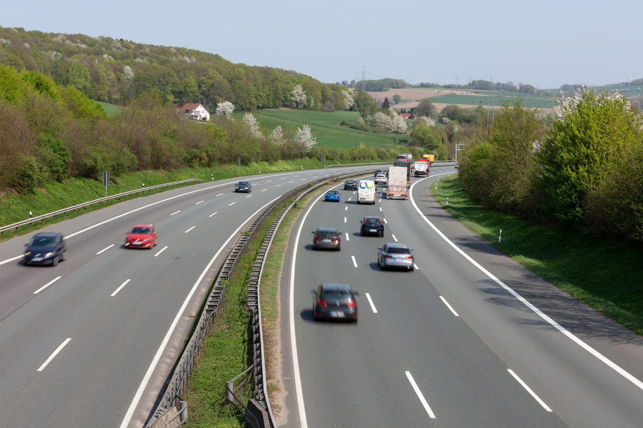 Coraz ciaśniej. GDDKiA podała dane o ruchu na autostradach i drogach ekspresowych