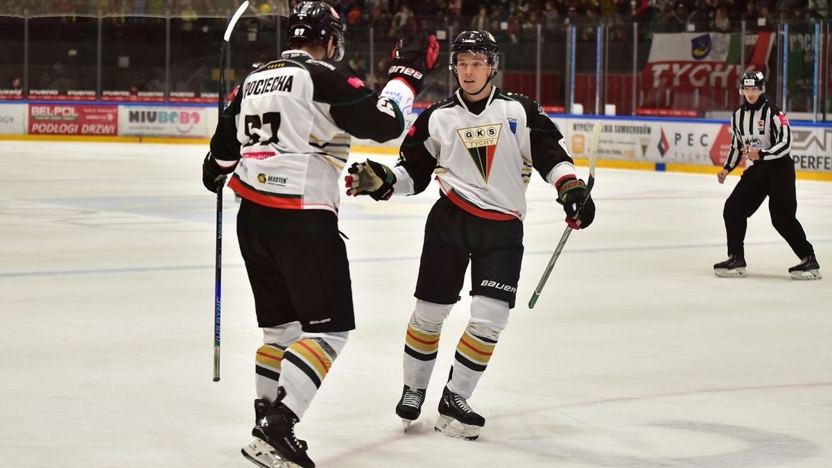 Kolejny dublet polskiego obrońcy! Druga tercja zdecydowała w meczu mistrza Polski