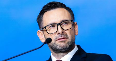 Obajtek wypadnie z list wyborczych? "Studio nagraniowe Orlenu to studnia bez dna"