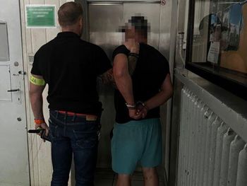 Gdynia. 44-latek groził Ukraińcom i zrywał ich flagi. Będzie odpowiadał za znieważenie na tle narodowościowym