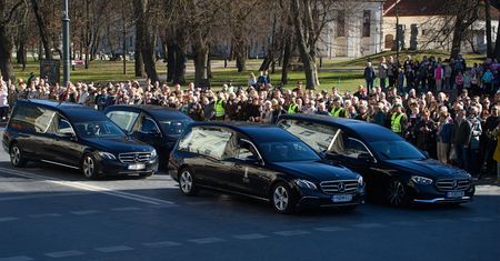 Tłumy na ulicach Wilna. Tak pożegnano żołnierzy USA, którzy zginęli w Podbrodziu