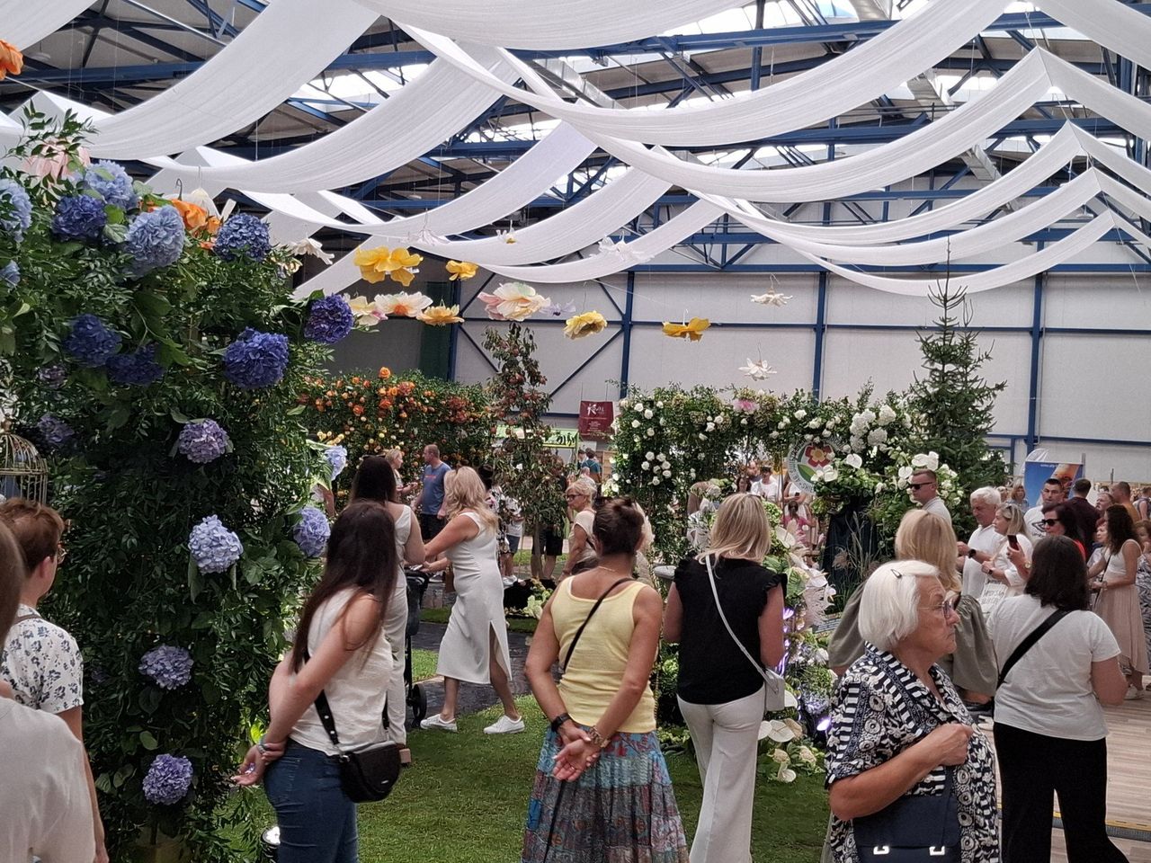 Skierniewice: Niedzielna odsłona Targów Ogrodniczo-Rolnych przyciągnęła tłumy