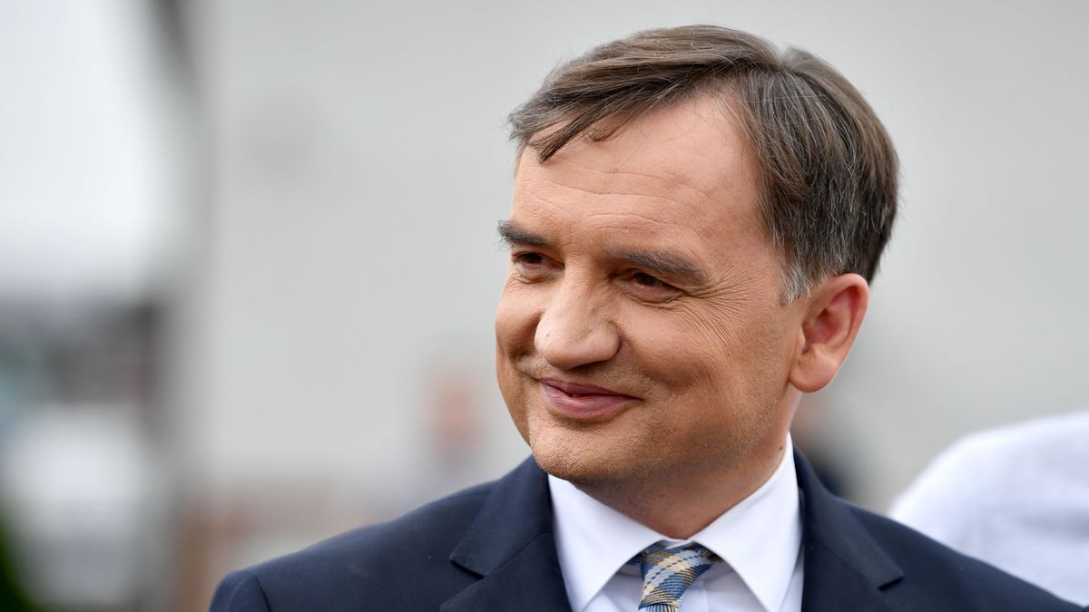 Zbigniew ZiobroPiotr PolakIgrzyska K� Gospody� Wiejskich Powiatu Kieleckiego, krajowa, mina, minister, polityk polityka, portret, solidarna polska, solidarnej polski, Suwerenna Polska, wizyta