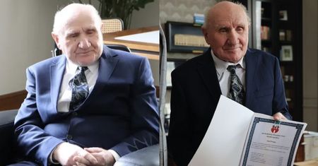 Najstarszy maturzysta w Polsce otrzymał Honorowe Świadectwo Dojrzałości od prezydenta Kalisza: "Stanowi Pan inspirację dla innych"