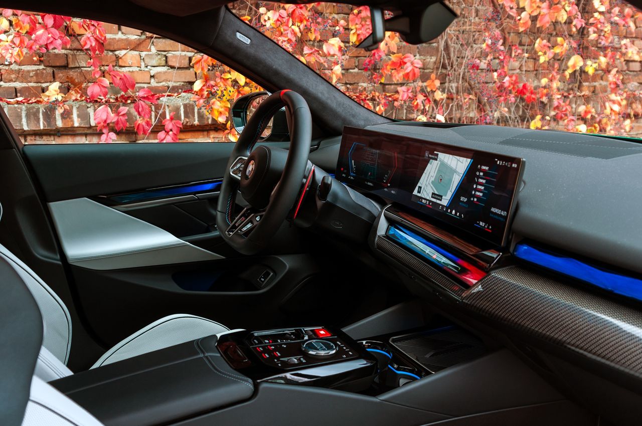 BMW M5 (G90)