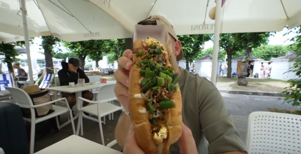 Książulo spróbował najdroższego hot doga w Polsce