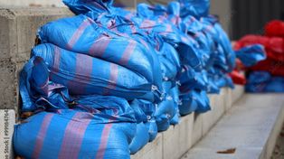 Nowy Staw: Na Świętej w gminie przerwało wał. Trwa akcja strażaków