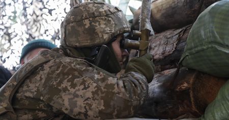 Ukraina broni się przed inwazją. Wysadzono most