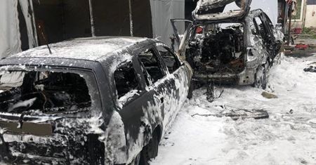 Pożar samochodów osobowych w miejscowości Boksycka