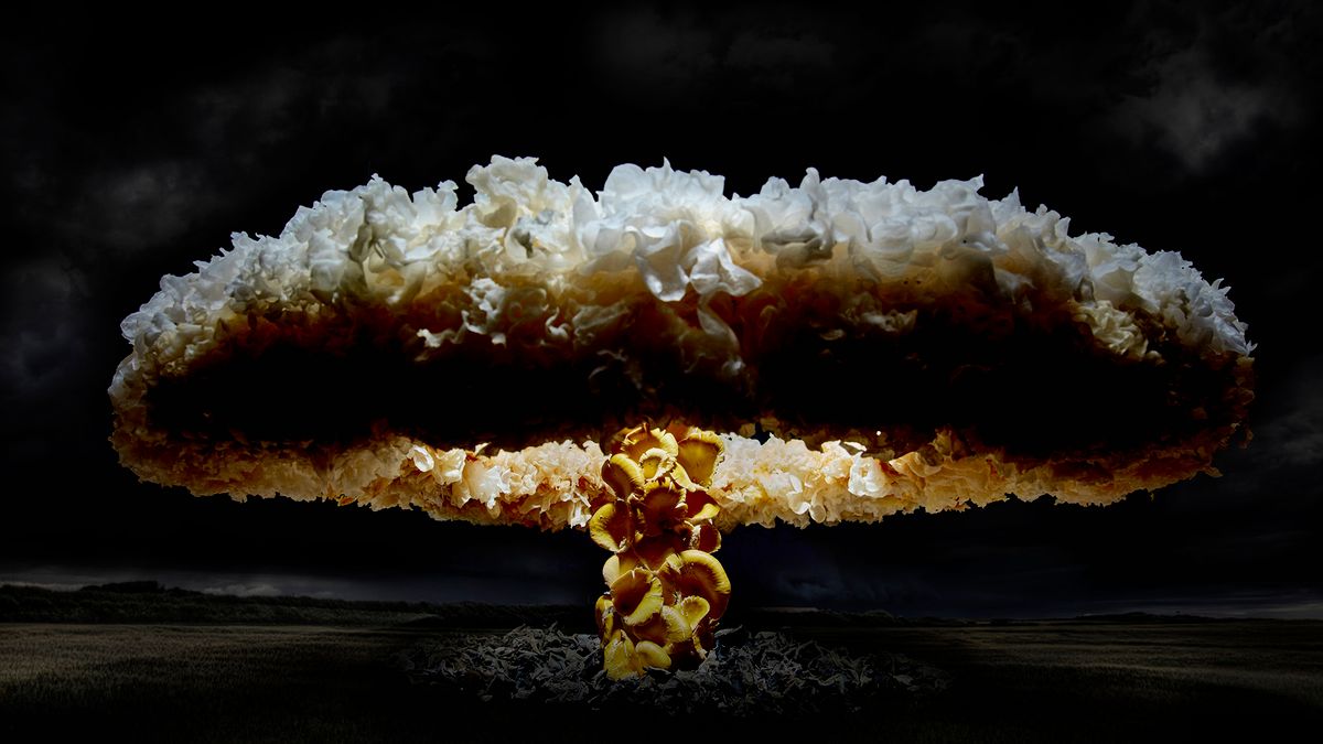 Atomowe grzyby z... grzybów. Henry Hargreaves porusza problem zagrożenia nuklearnego 1