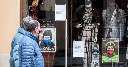 Polacy boją się utraty pracy. W sondażu przyznało się do tego 42,7 proc. badanych