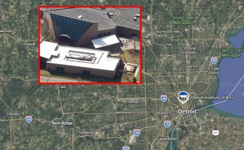 Atak na synagogę w USA. Uzbrojony napastnik wjechał w nią autem