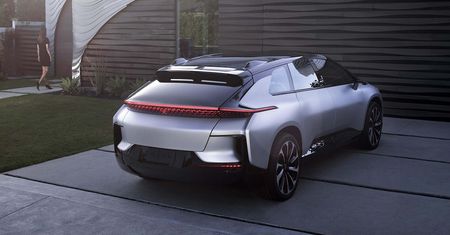 Faraday Future ma kłopoty. Szef firmy wnioskuje o bankructwo