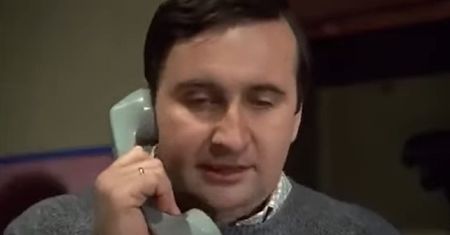 "Brunet wieczorową porą". Jak dobrze znasz film Barei?