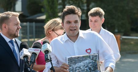 Lekarz-milioner rezygnuje. Nie jest już radnym