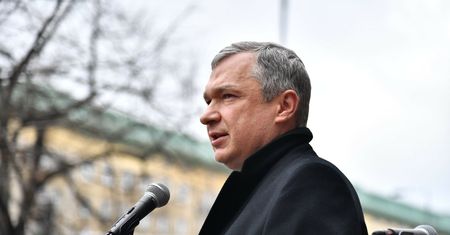 Łatuszce grożą śmiercią. "Nadal żyjesz? Nawalny ma dużo miejsca"