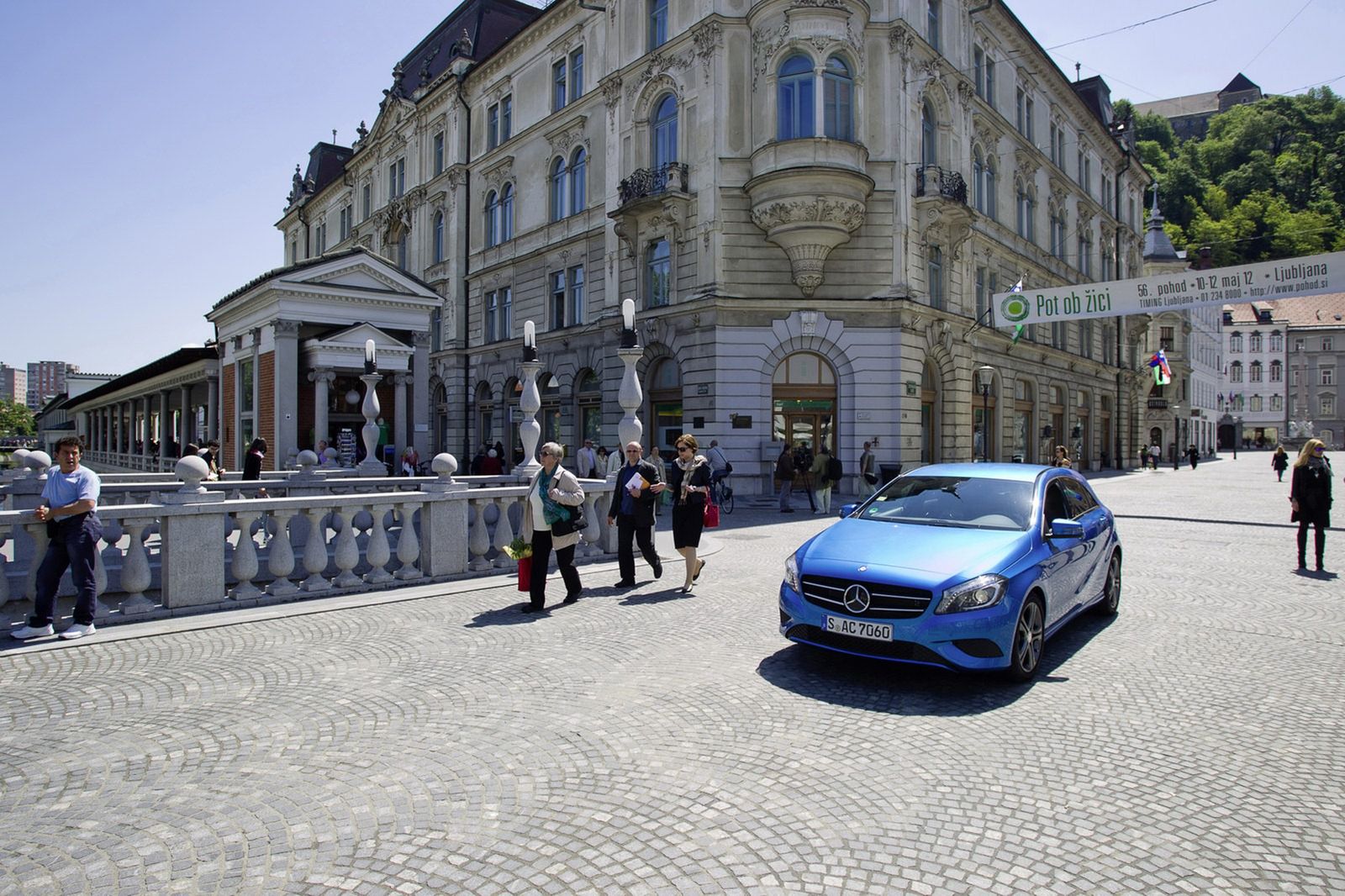 Mercedes-Benz klasy A (W176) - obszerna galeria prosto od producenta 24